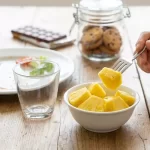 The “Pineapple Reset”: A Simple Trick to Curb After-Lunch Sugar Cravings
